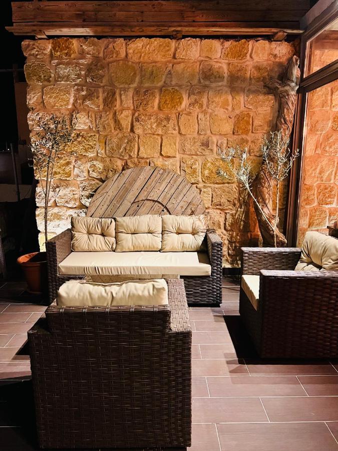 Ata Ali Hotel Вади Муса Екстериор снимка
