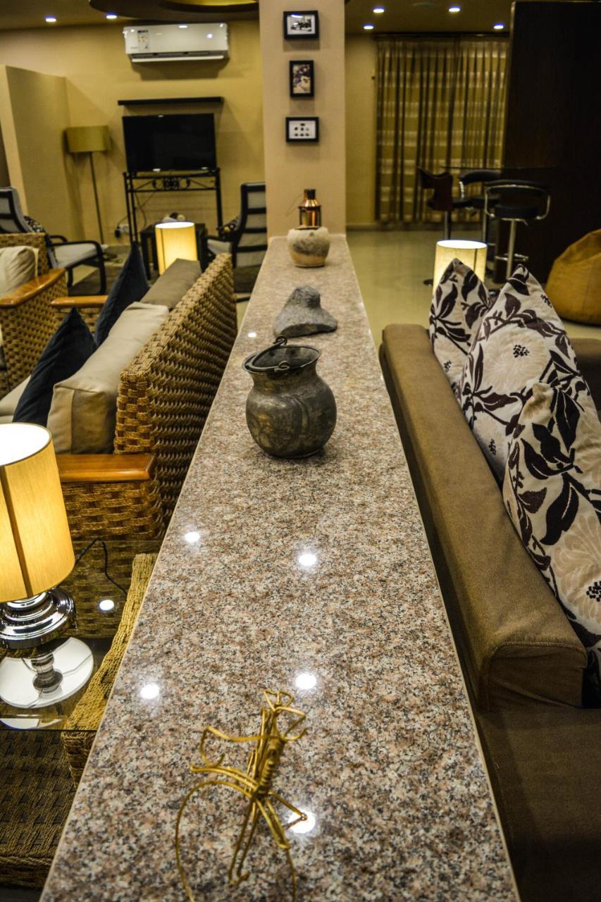 Ata Ali Hotel Вади Муса Екстериор снимка