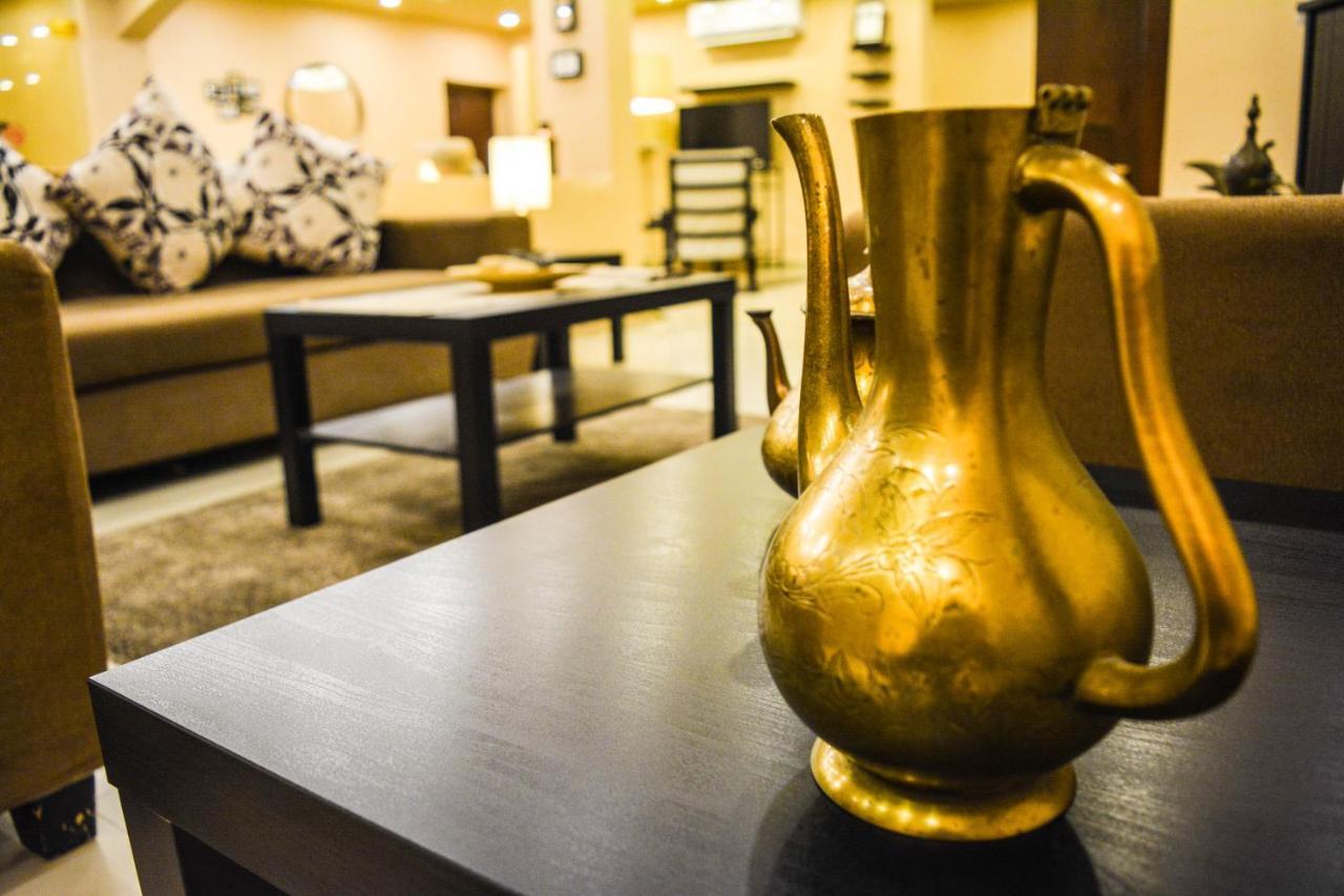Ata Ali Hotel Вади Муса Екстериор снимка