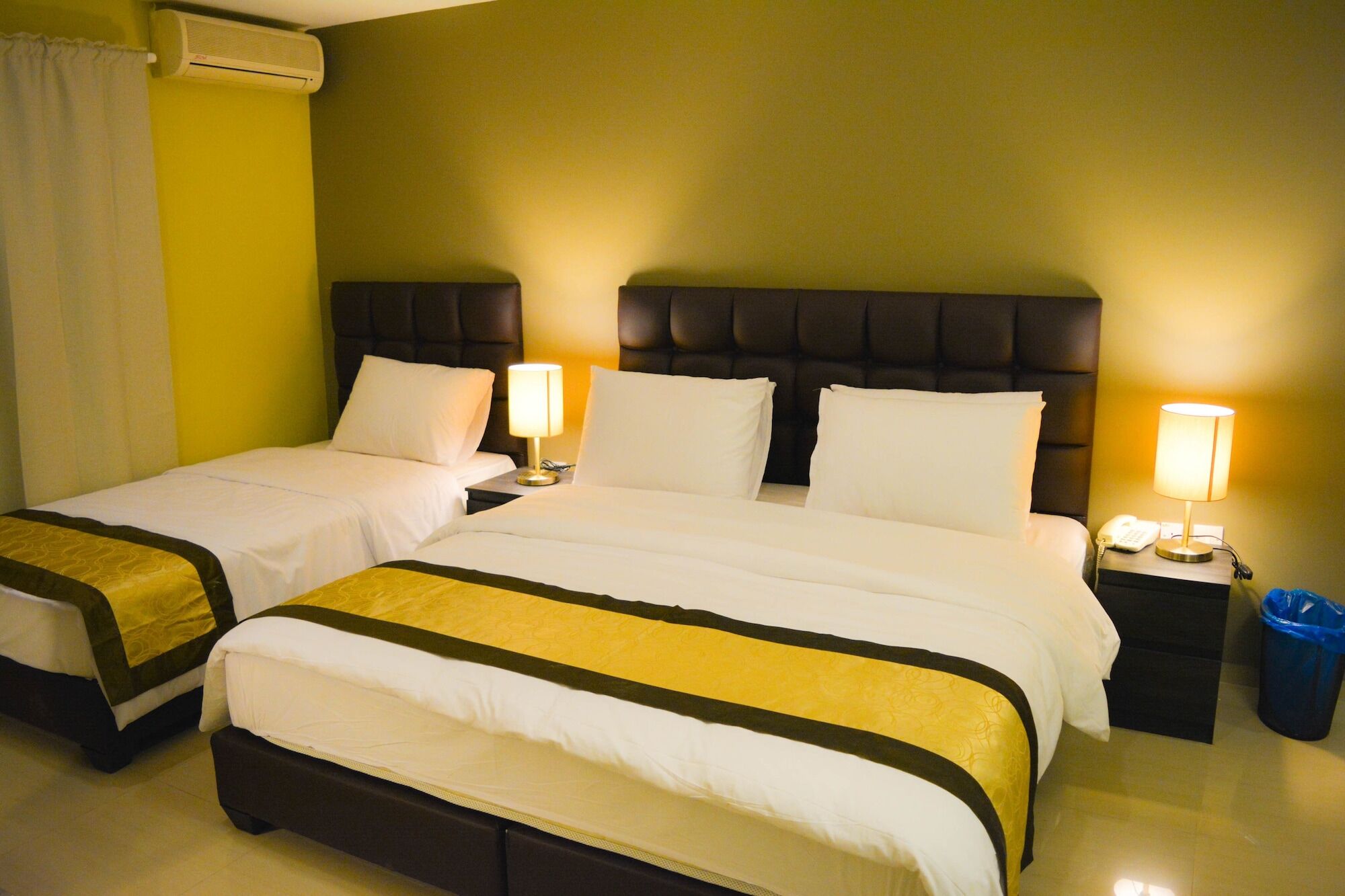 Ata Ali Hotel Вади Муса Екстериор снимка